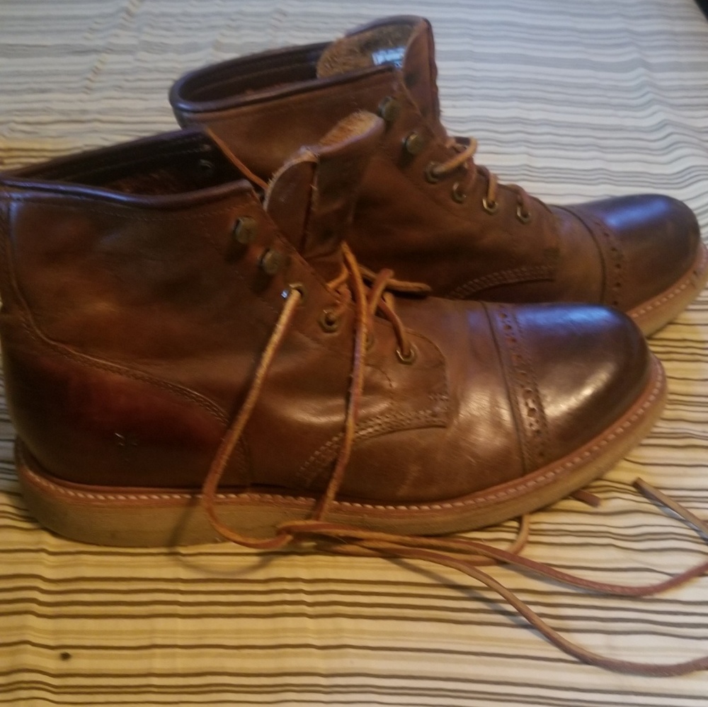 Frye Wing Tip Boot